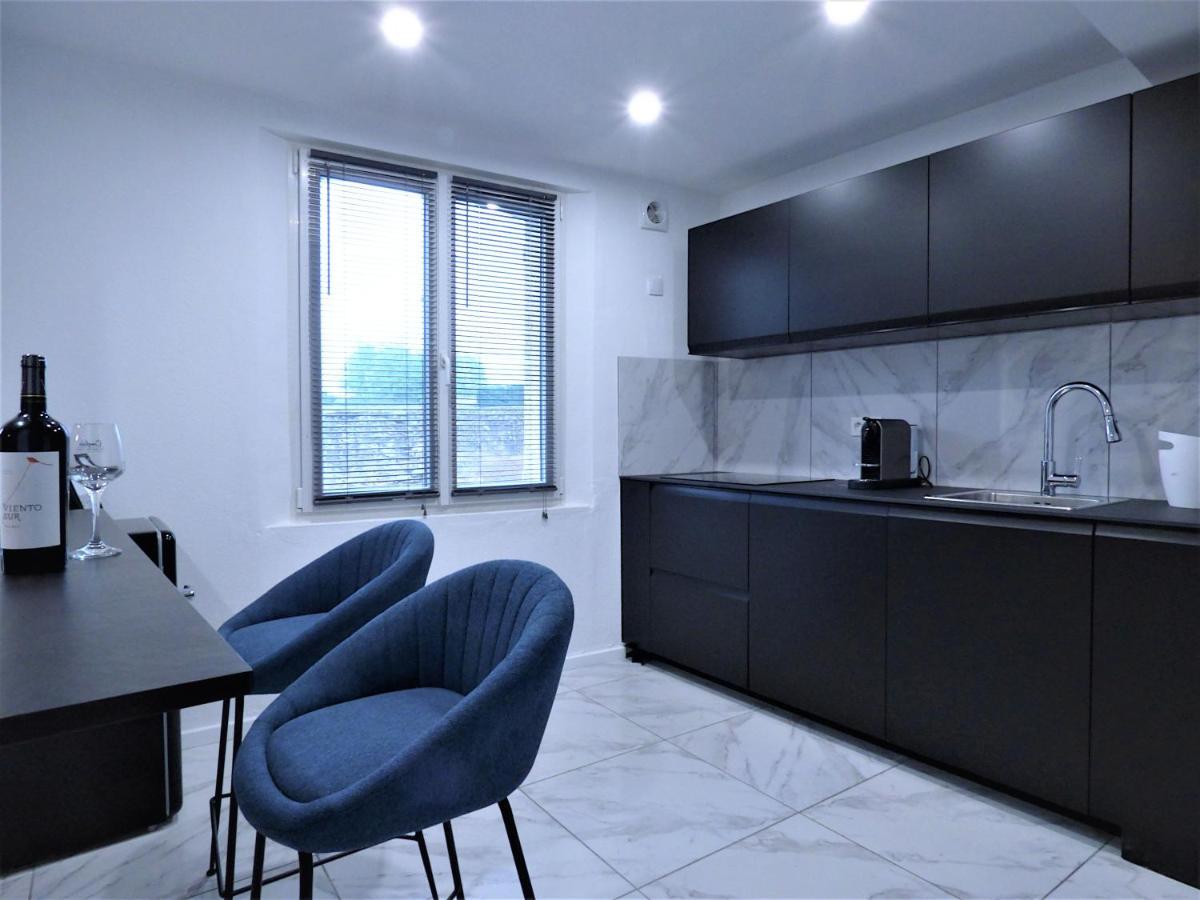 La Suite - Loft Spa Tavernes ภายนอก รูปภาพ
